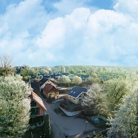 Skandinavisches In Mirow בית נופש